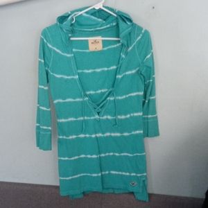 Hollister Tie dye with hood 3/4 sleeve tee